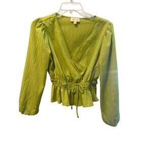 Women’s London Rose Lime Green Blouse. Size Small. NWT!